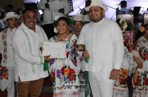 El alcalde Géner Pech celebra el “Lugar de las Siete Lunas” en Ucú