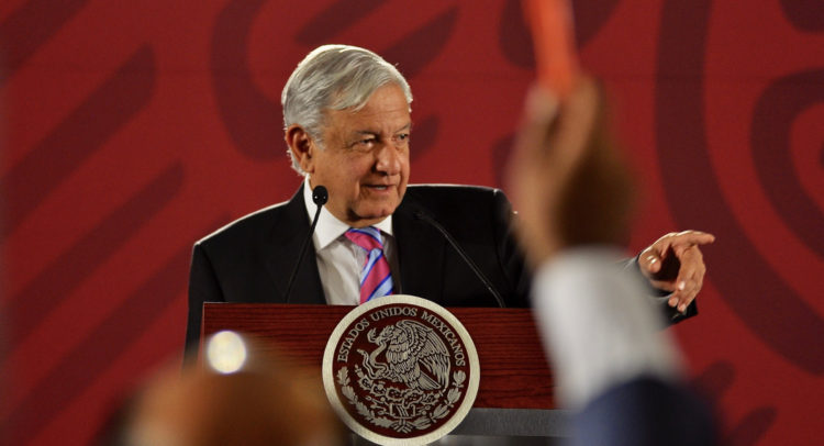 AMLO MIGRANTES