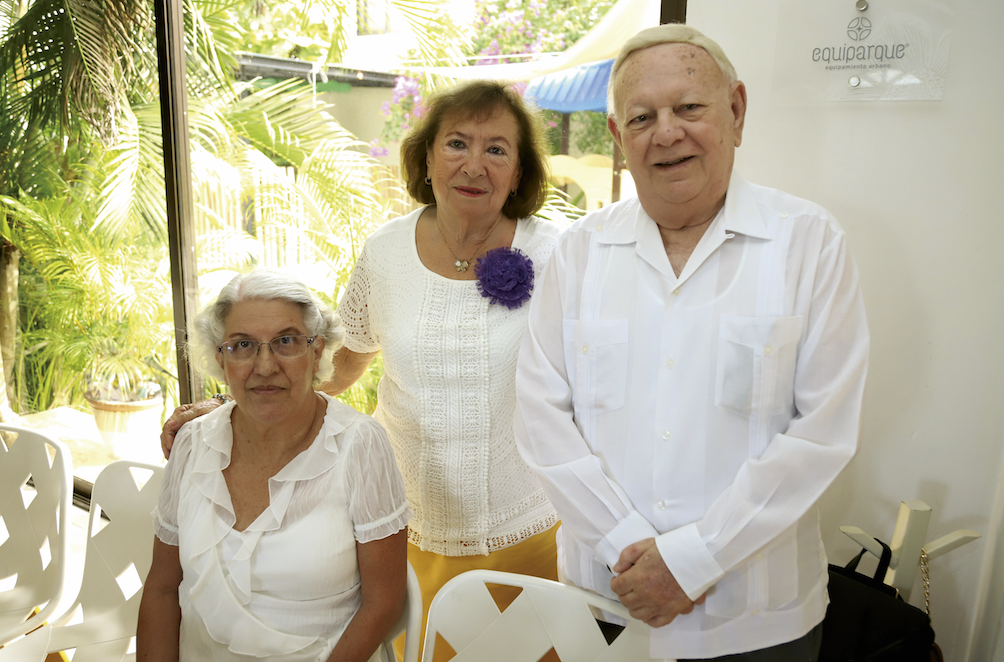 Alicia Lara Lemus, Elsy Mimenza y Juan Millet