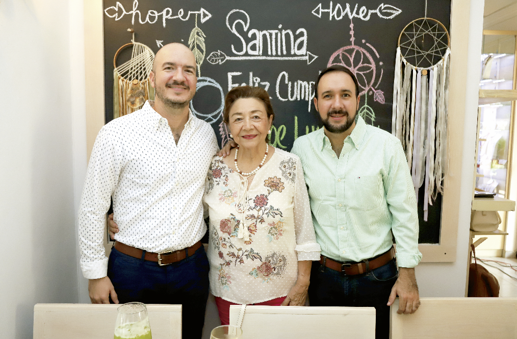 Salvador Rodríguez Basora, Marina Basora de Rodríguez y Jorge Luis Rodríguez Basora