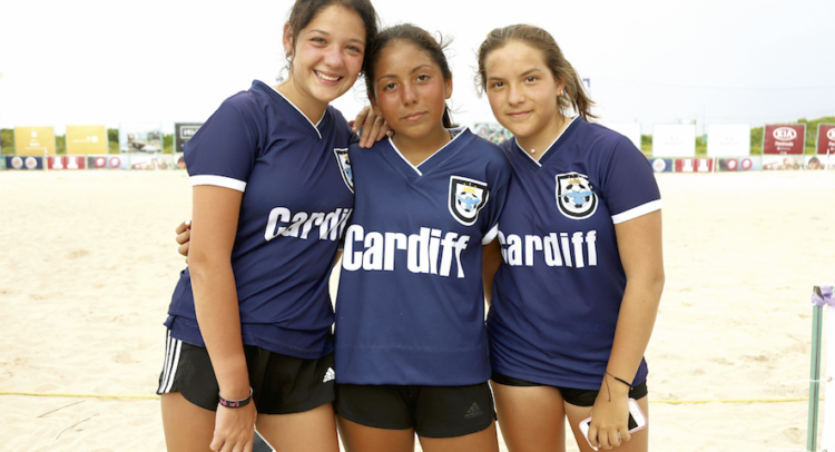 Ivana Carrillo, Mariela Carrillo y Jimena Estrada