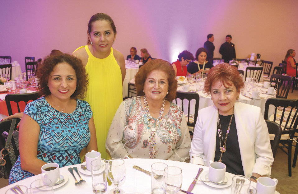 Leydi Amaro Solís, Patricia Loria de Cuevas, Leidy Solís de Amaro y Palomo Bello de Sánchez