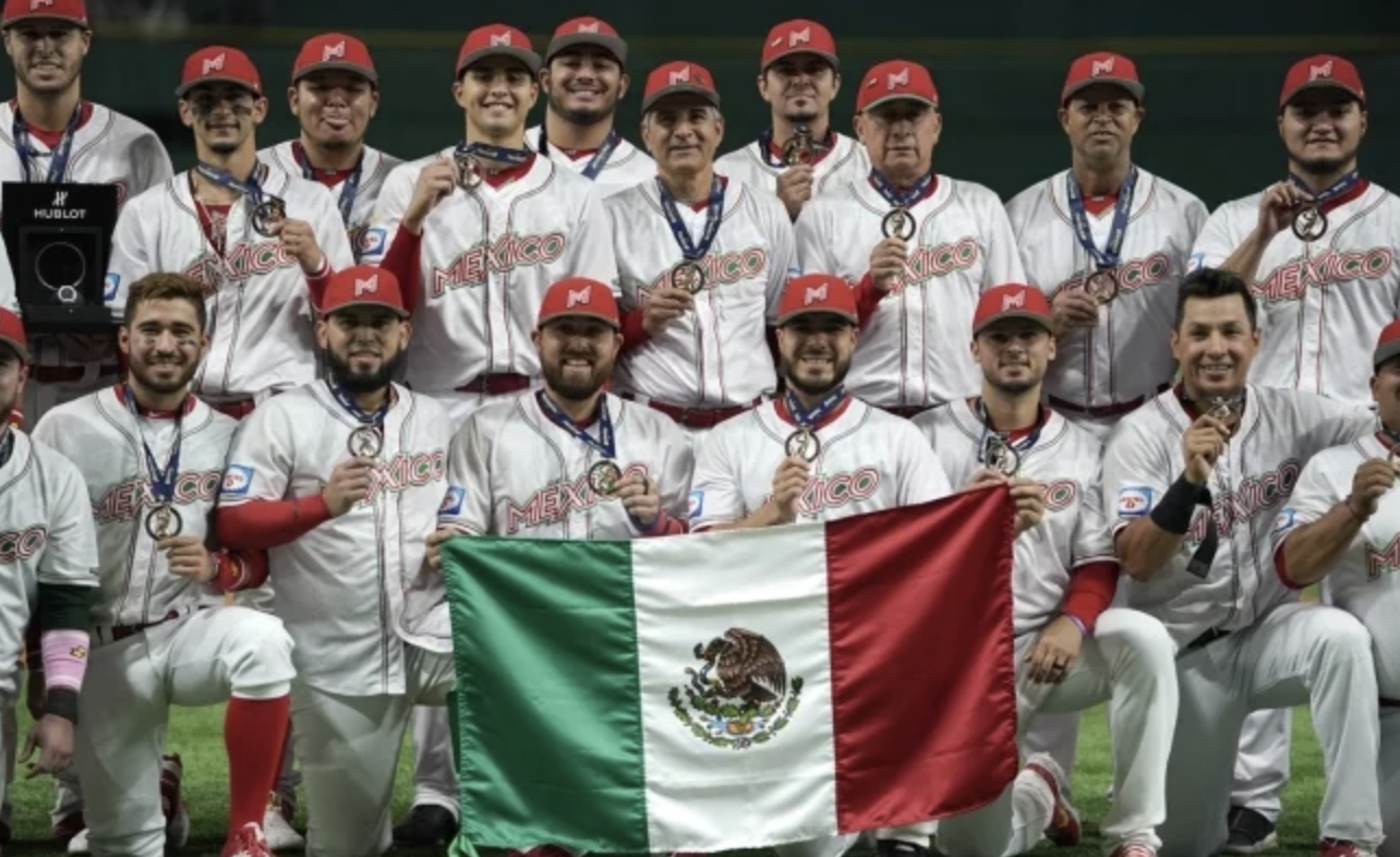 Selección mexicana de béisbol espera reunirse con AMLO Punto Medio